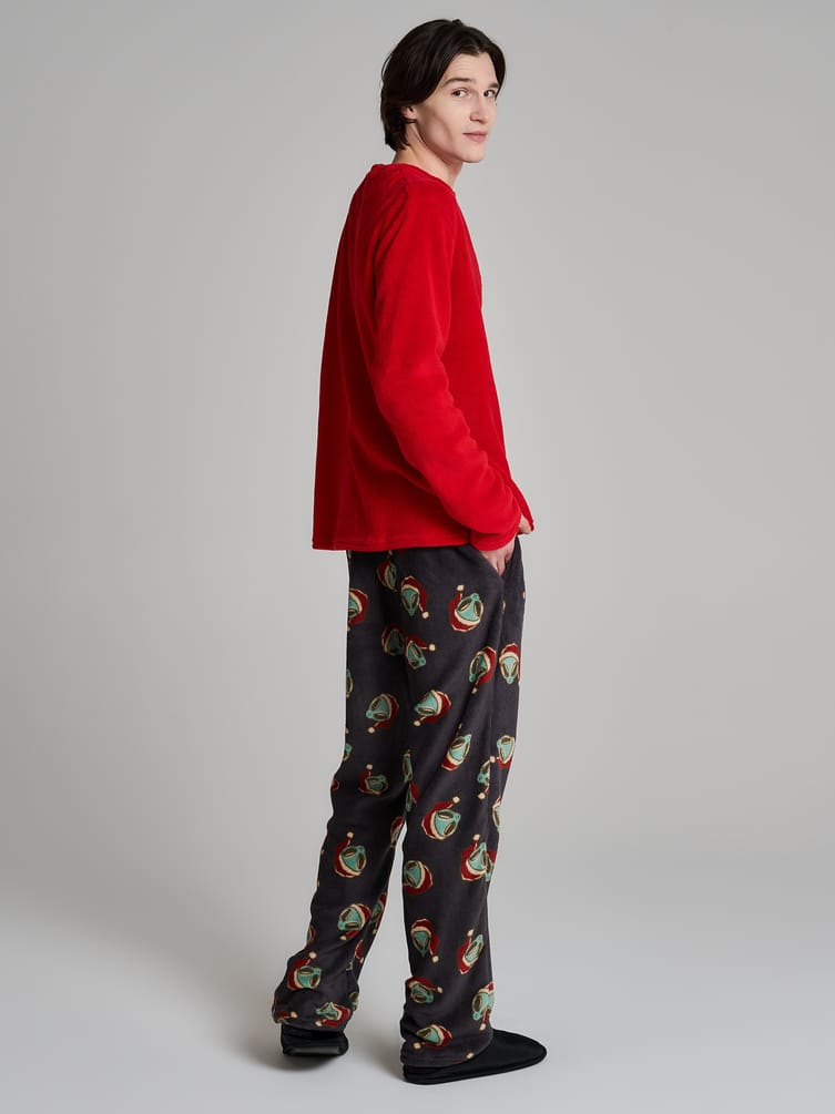 Новогодняя плюшевая пижама с вышивкой