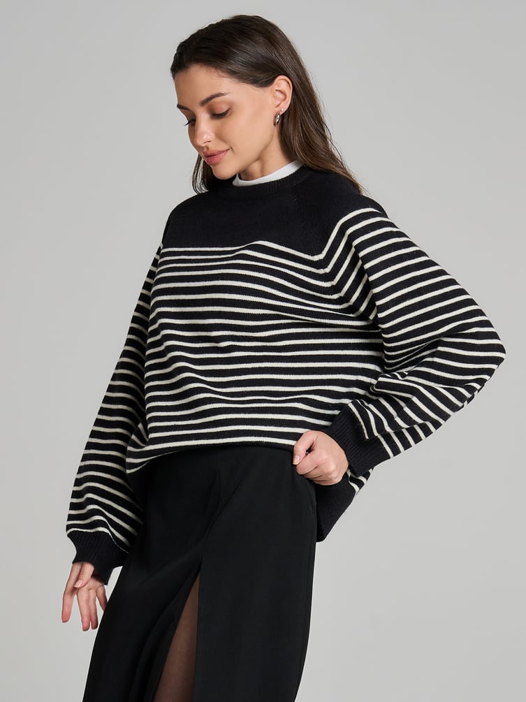 Джемпер трикотажный в полоску