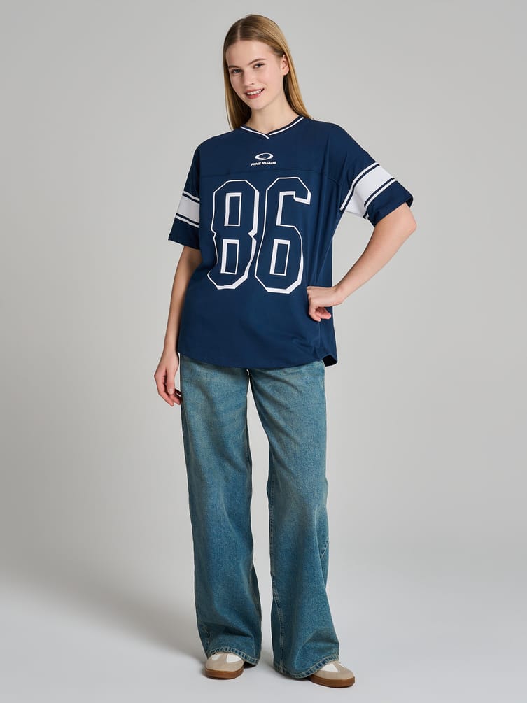 Спортивная футболка оверсайз с надписью