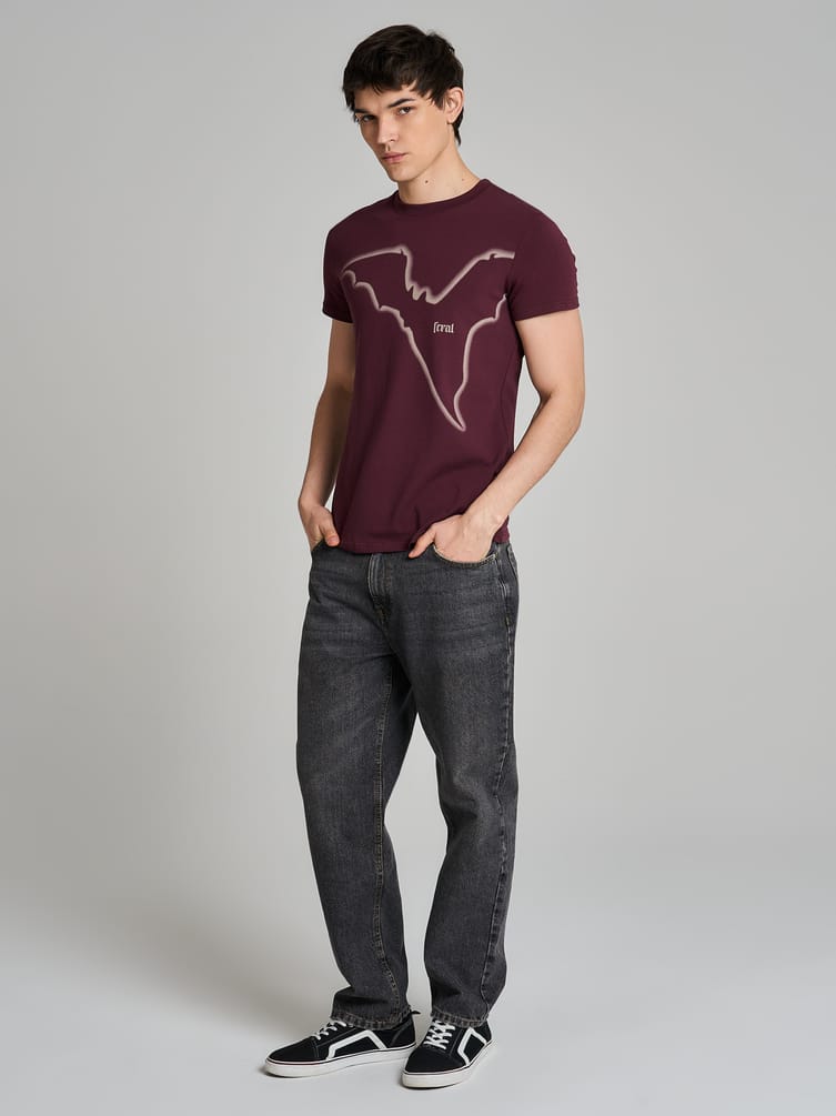 Футболка облегающая с принтом летучей мыши