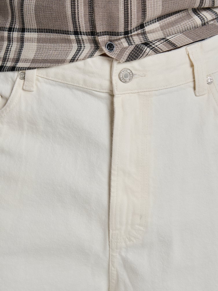 Широкие джинсы трубы с вареным эффектом