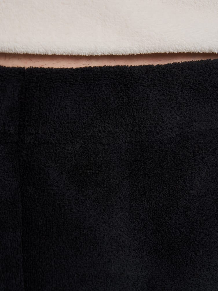 Пижама плюшевая с вышивкой и брюками