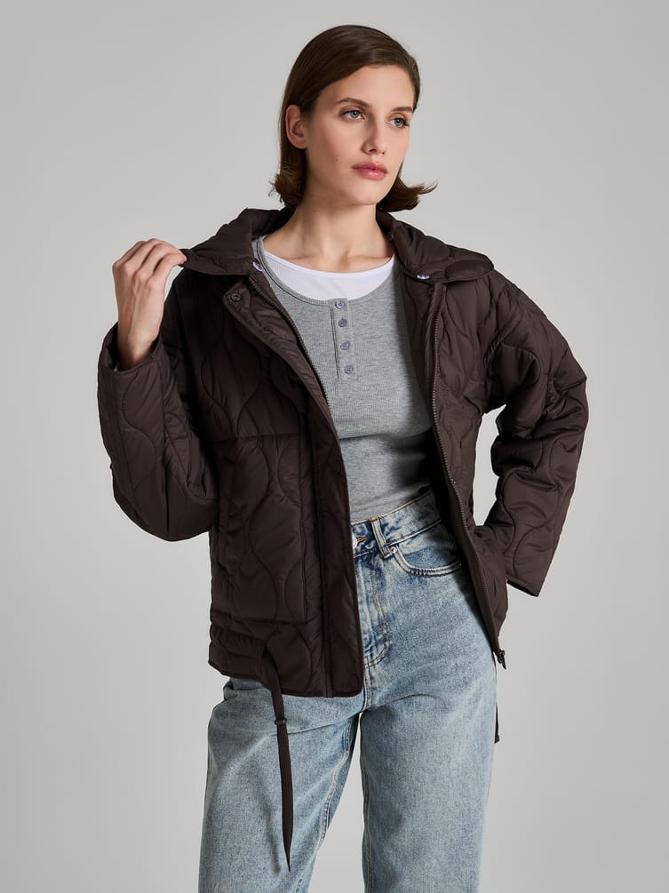 Куртка стеганая с капюшоном