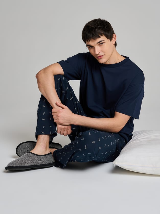 Пижама хлопковая с футболкой и брюками