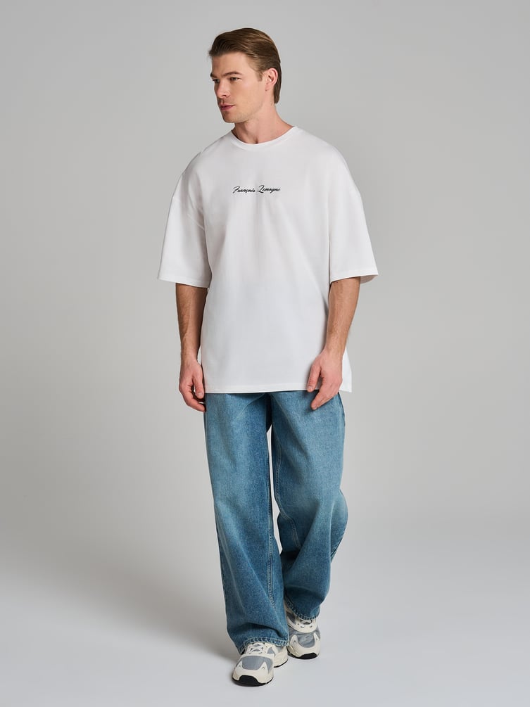 Футболка оверсайз с принтом на спине