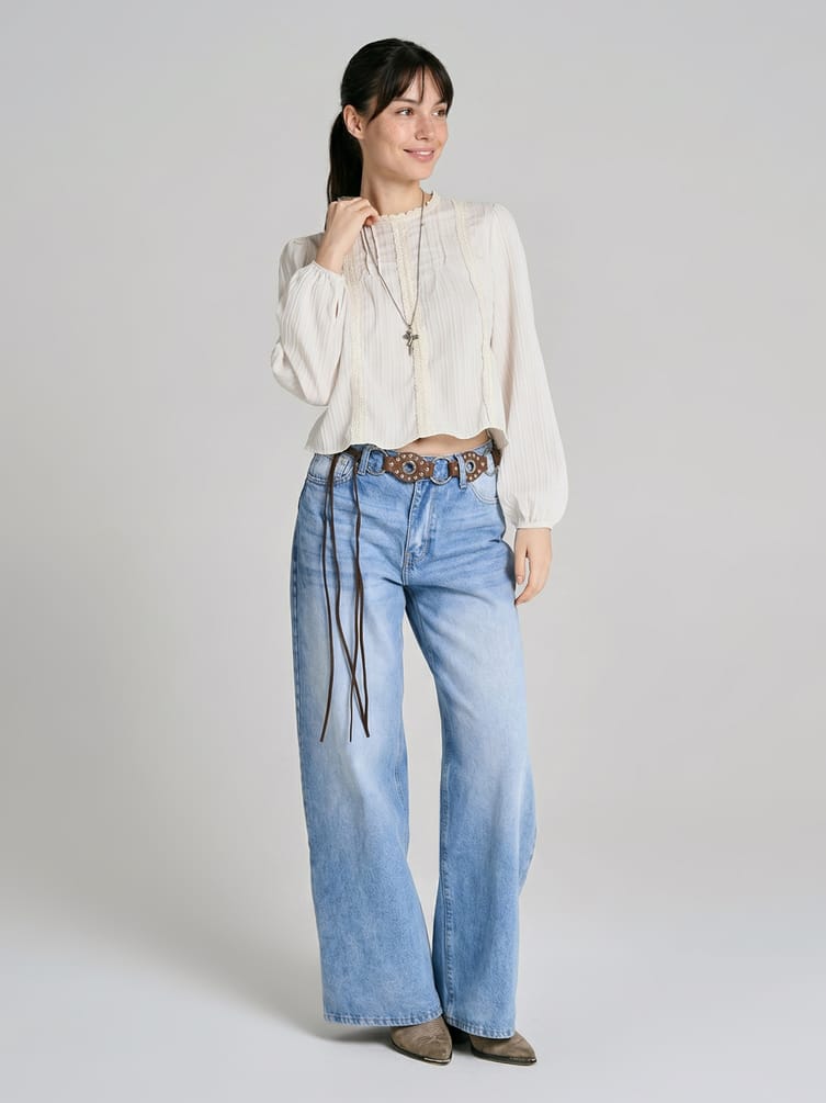 Джинсы широкие