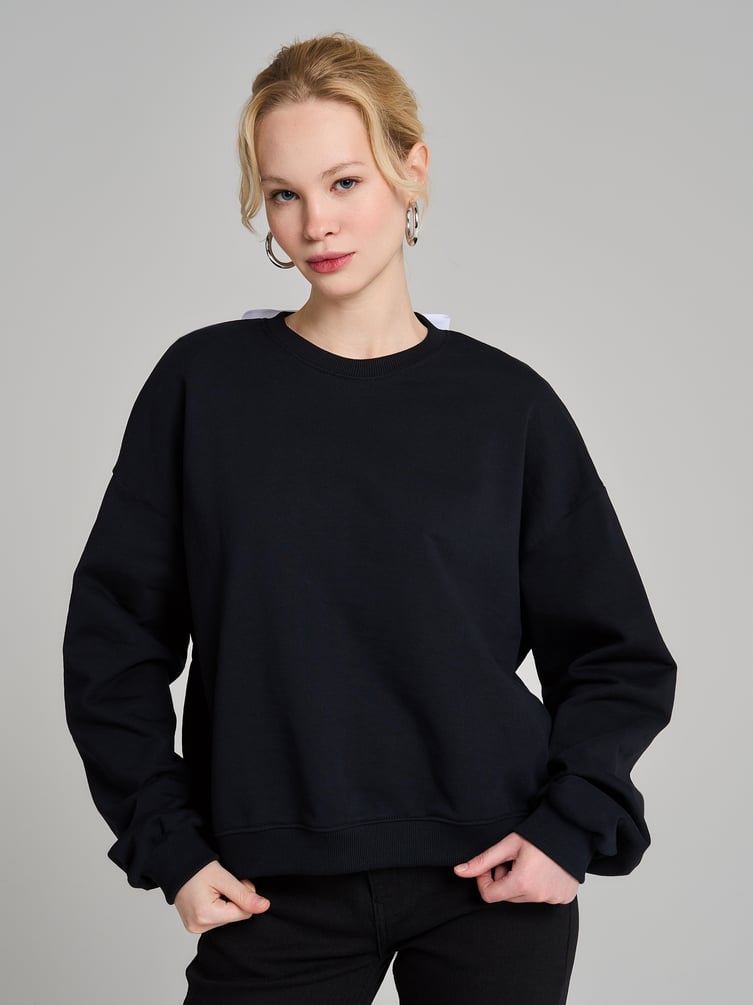 Свитшот с бантом на спине