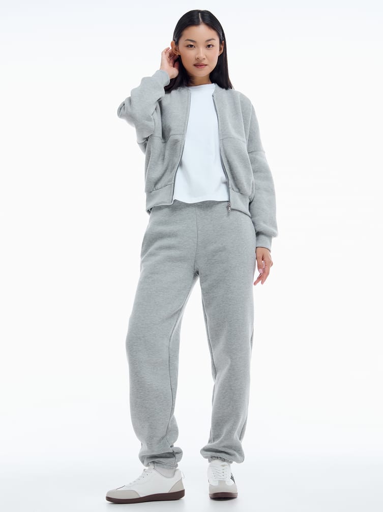 Утепленные брюки джоггеры с начесом