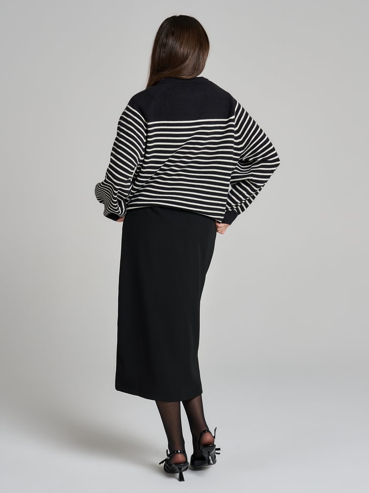 Джемпер трикотажный в полоску