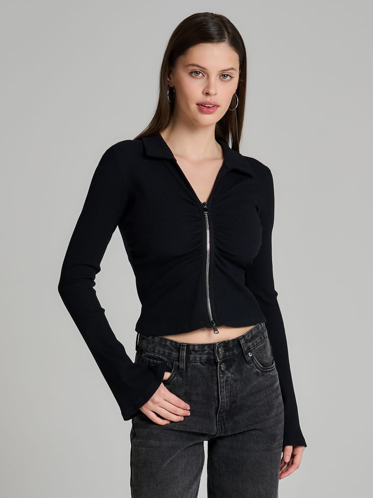 Блузка на молнии с рукавами клеш