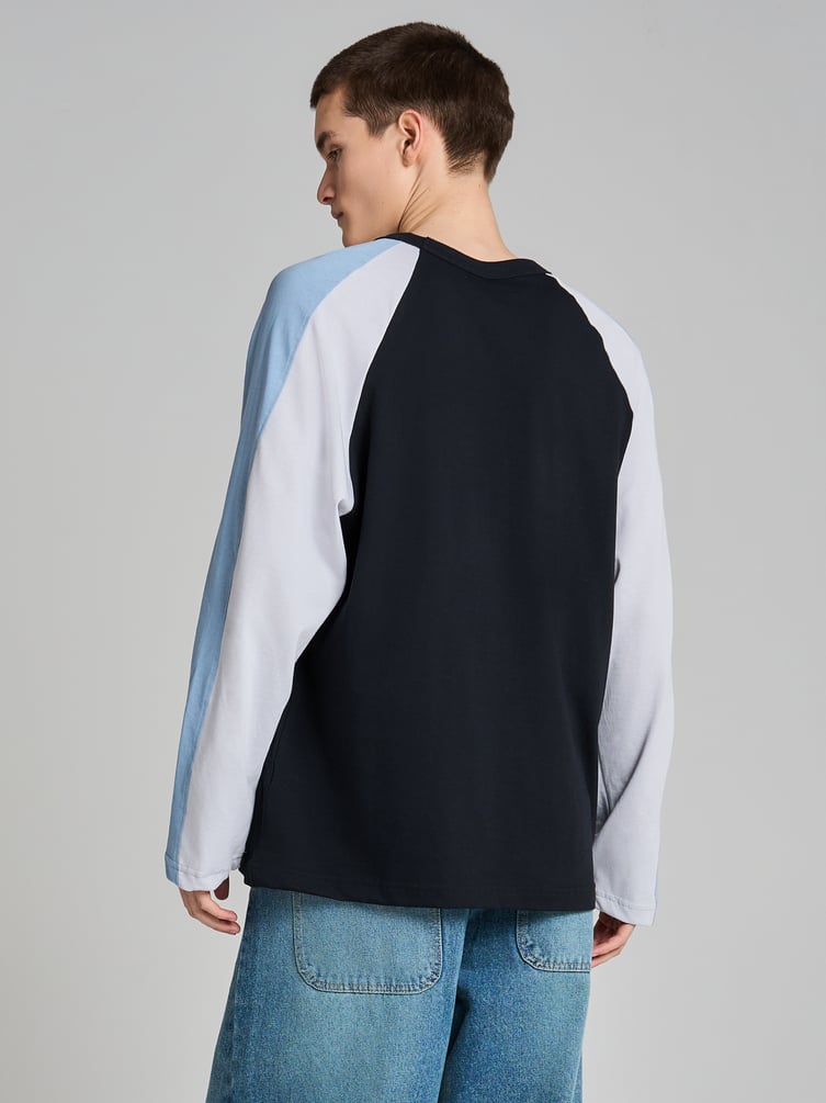 Лонгслив спортивный с надписью