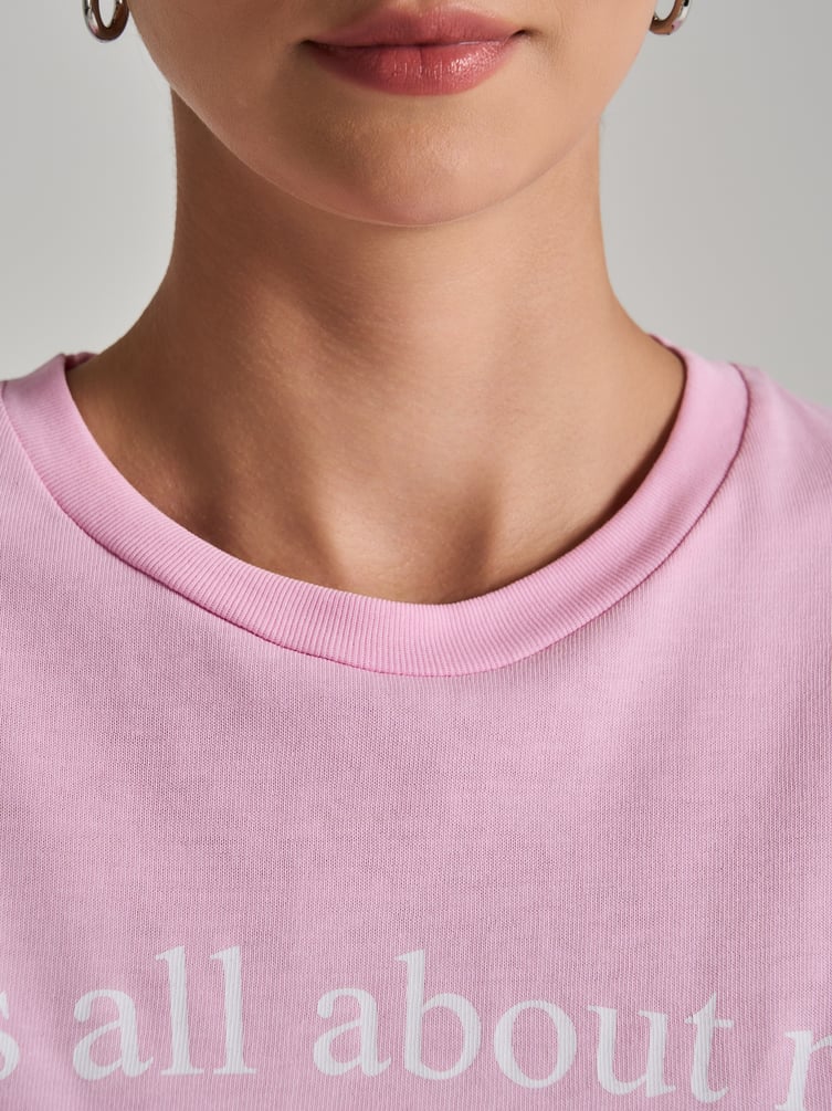 Футболка оверсайз с принтом на спине