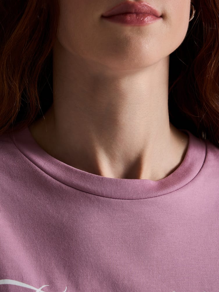 Футболка оверсайз с принтом на спине