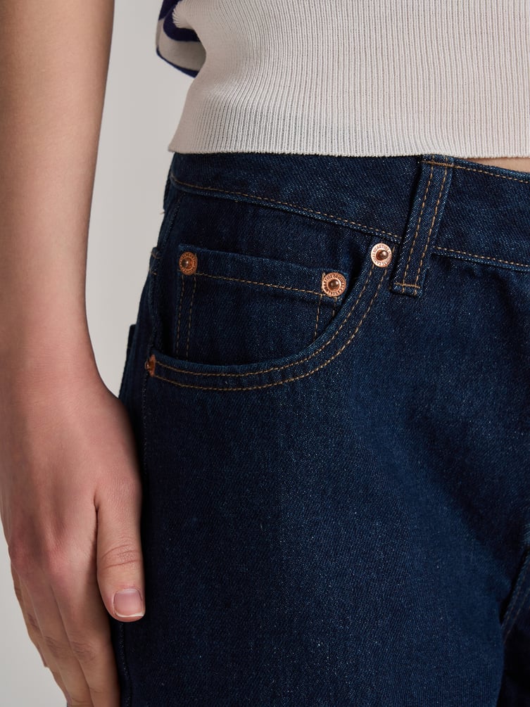 Джинсы бойфренды широкие