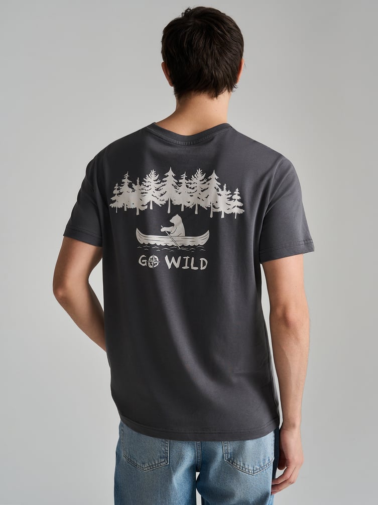 Футболка хлопковая с принтом на спине