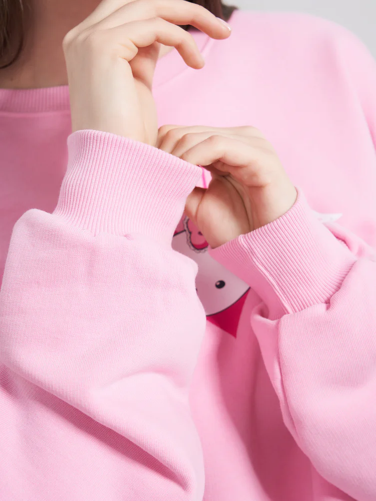 Укороченный свитшот оверсайз с принтом Hello Kitty