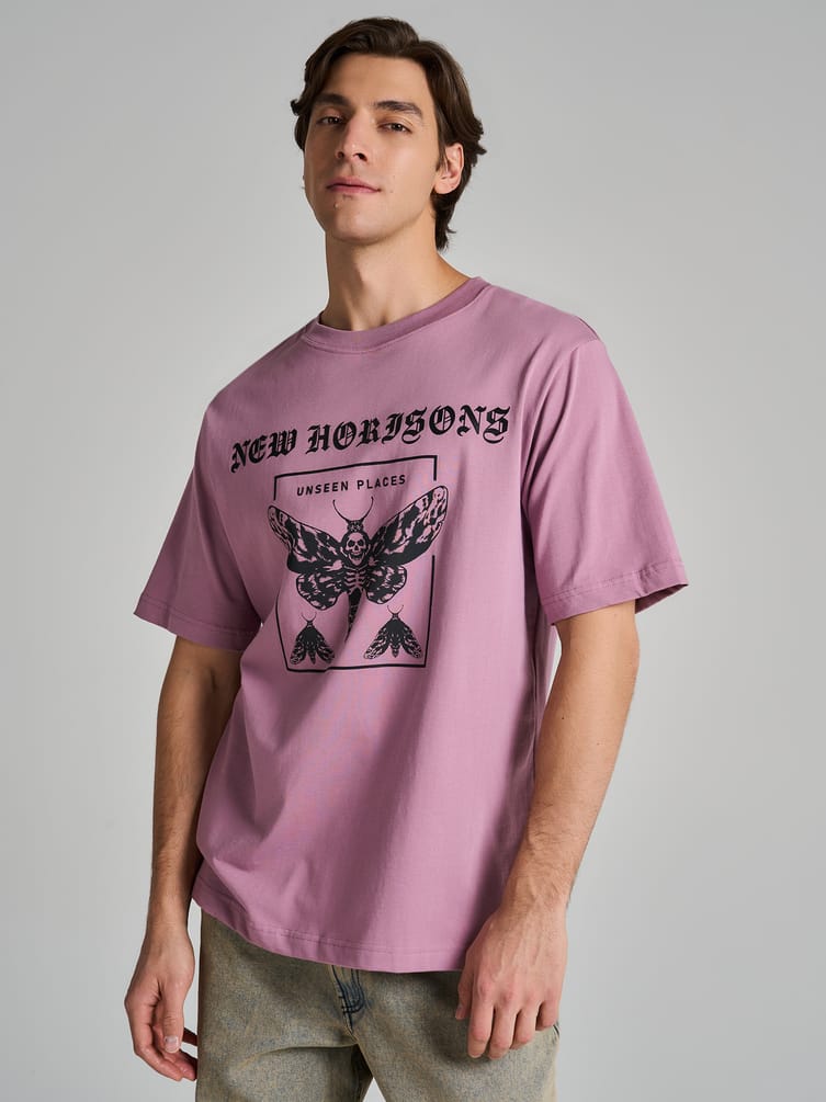 Футболка оверсайз с принтом мотылька