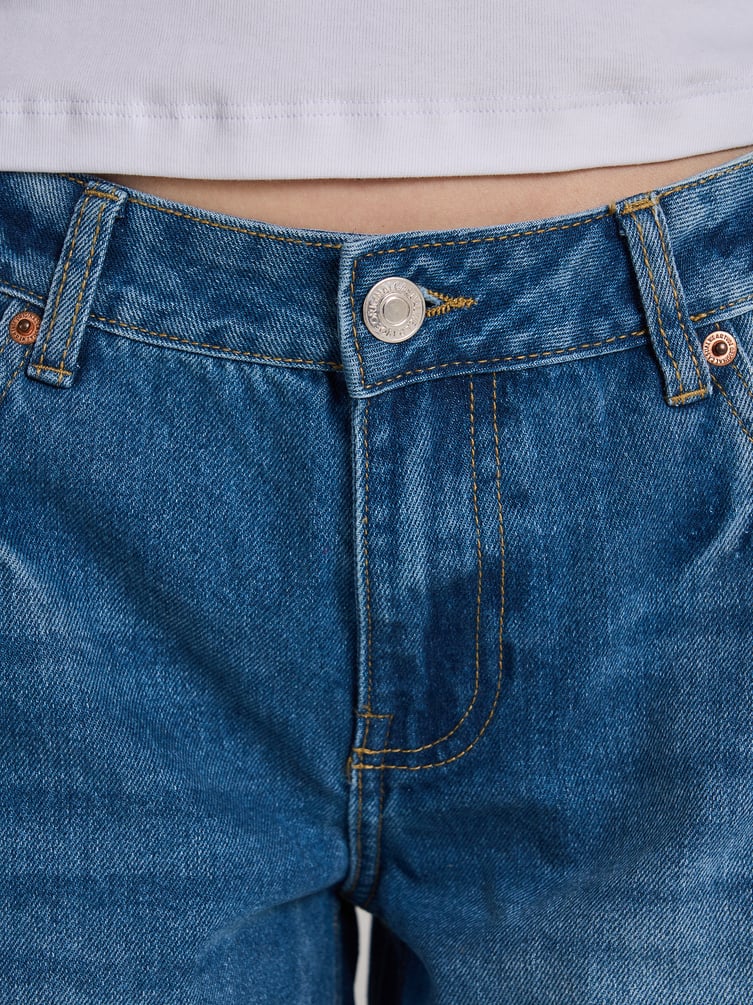 Джинсы бойфренды широкие