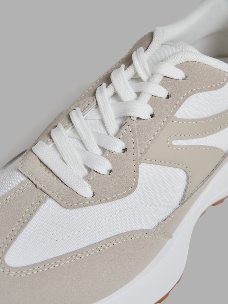 Кроссовки комбинированные спортивные