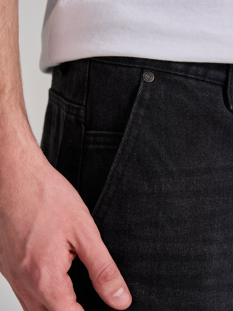 Джинсы Ballon со смещенными боковыми швами