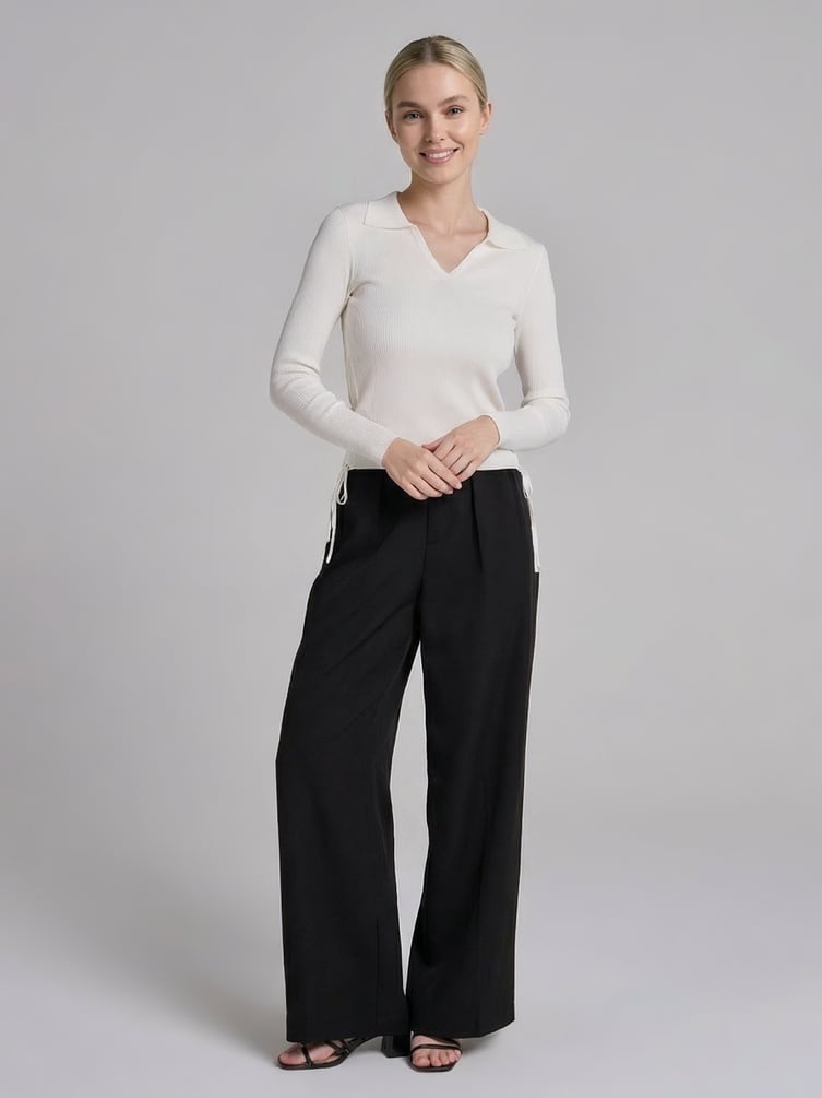 Джемпер приталенный с завязками