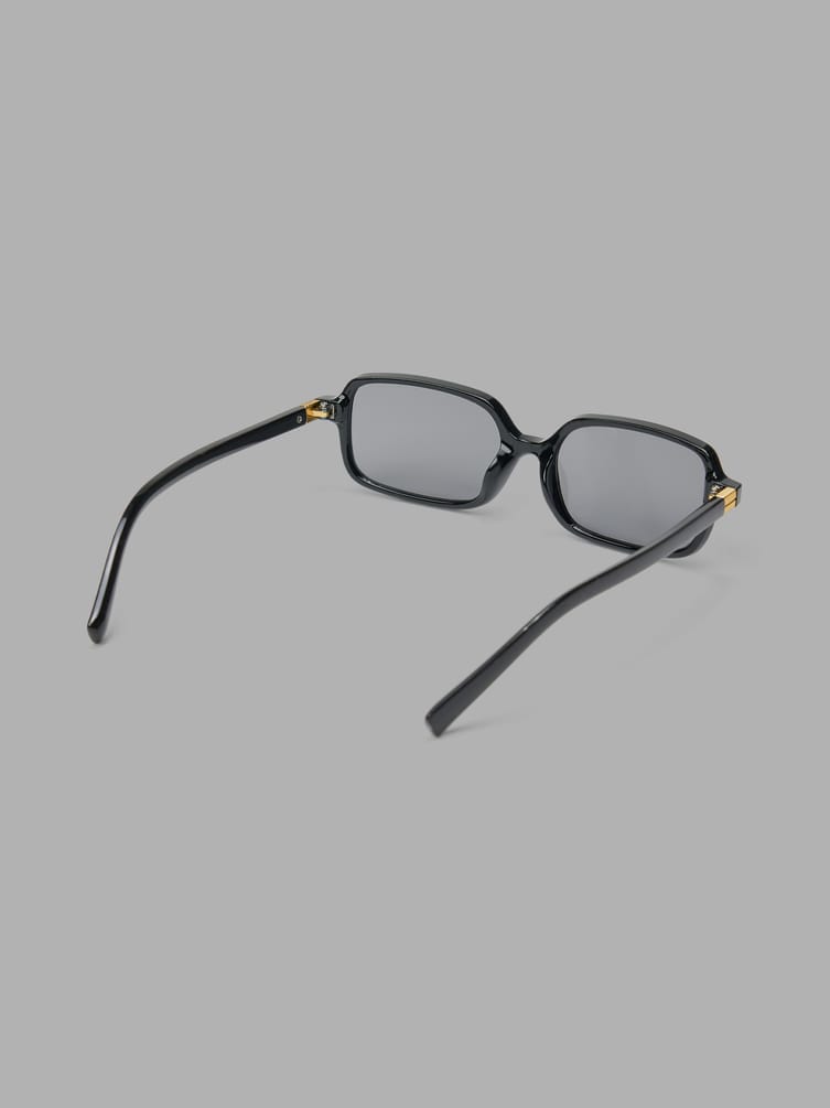 Очки солнцезащитные имиджевые