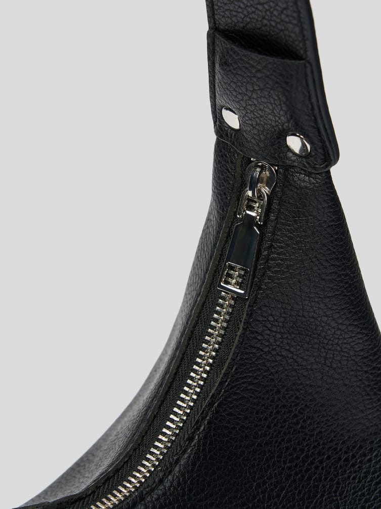 Сумка из эко кожи на руку