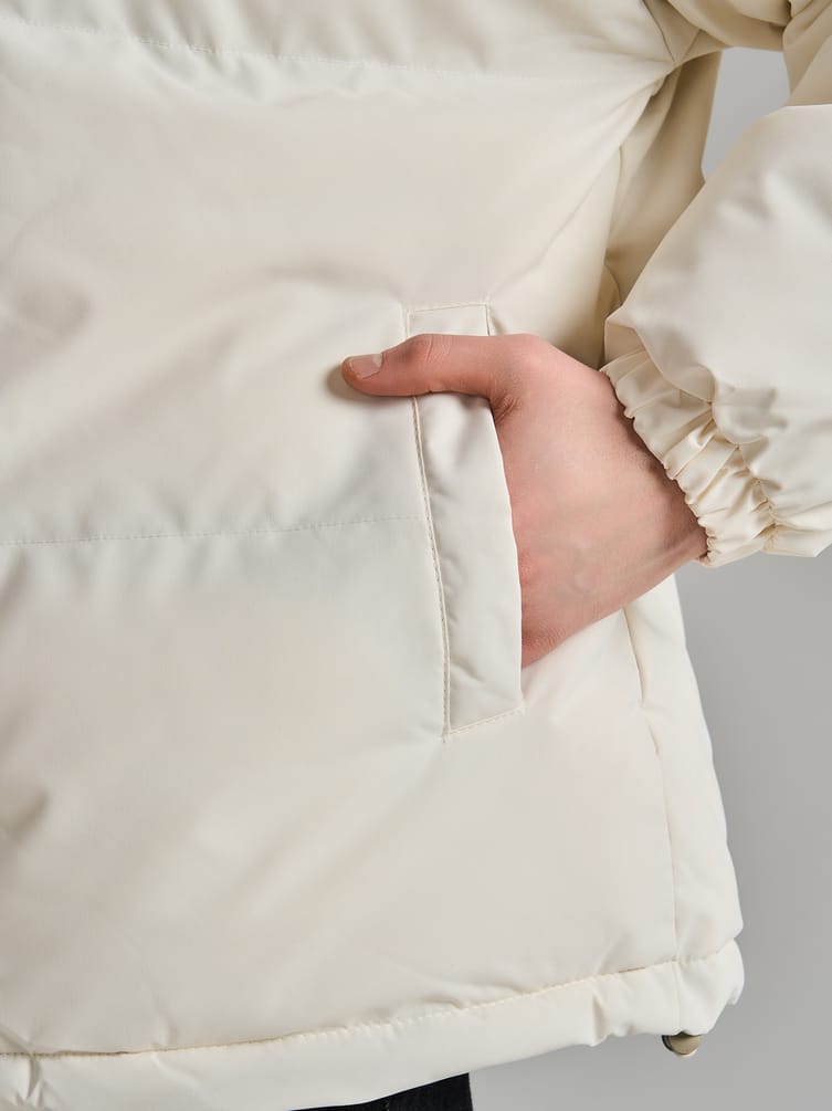 Куртка зимняя с капюшоном на синтепоне