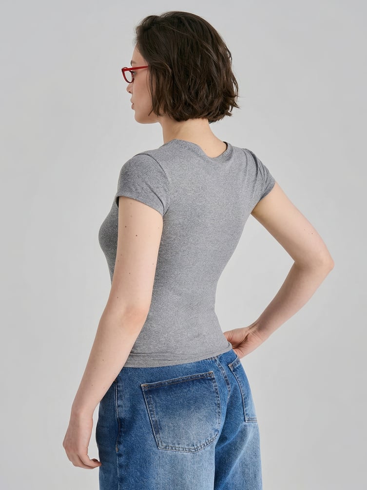 Футболка приталенная с коротким рукавом