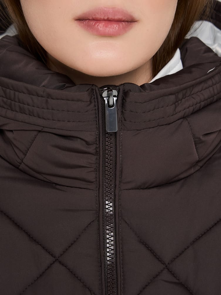 Куртка стеганая с капюшоном