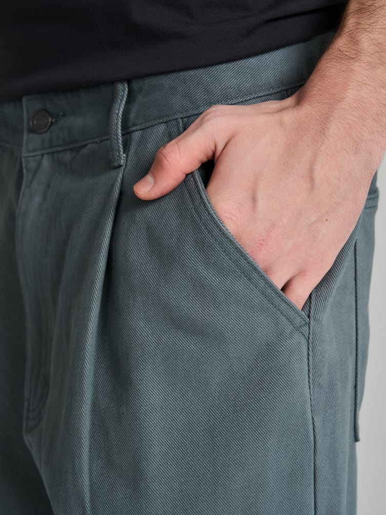 Зауженные широкие брюки