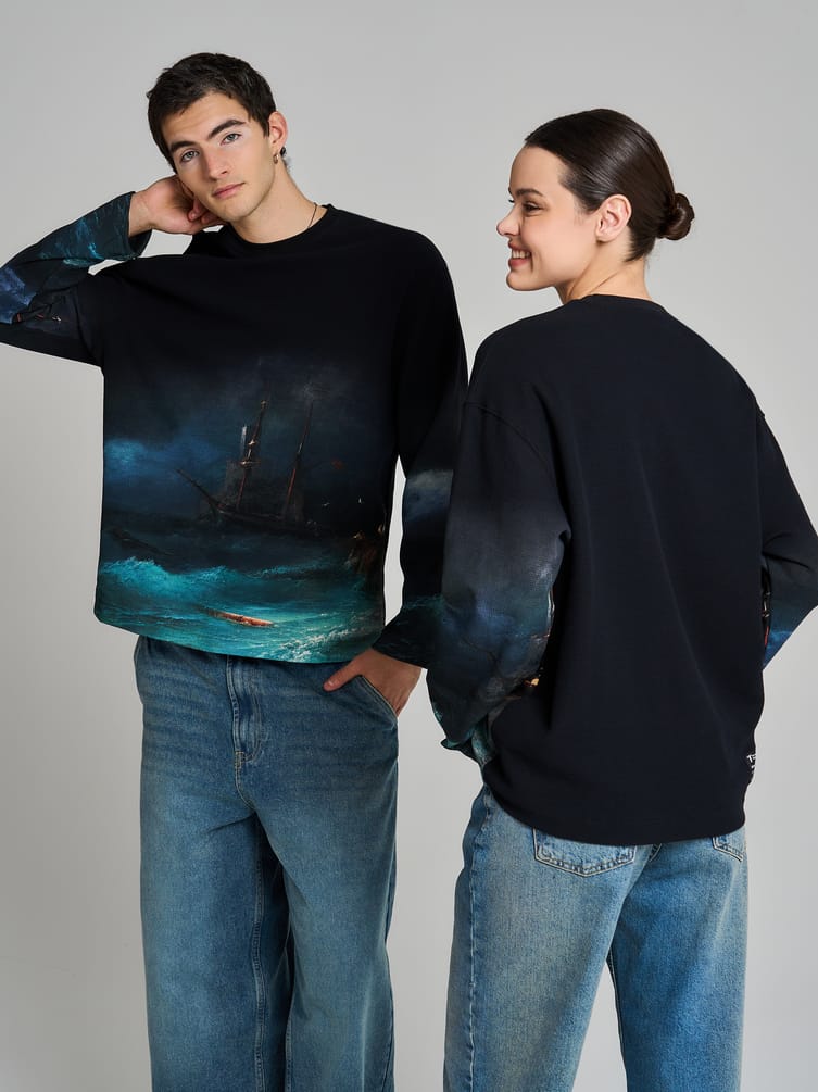 Лонгслив с принтом картин Третьяковской галереи