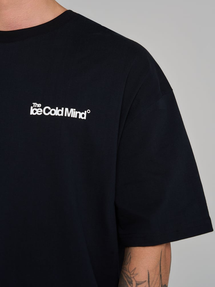 Футболка оверсайз с принтом на спине