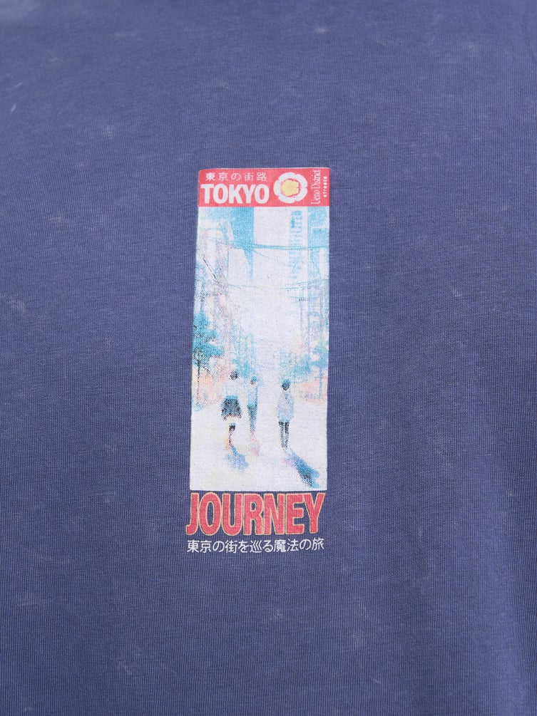 Футболка с принтом Токио на спине