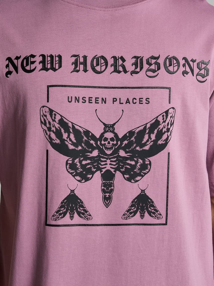 Футболка оверсайз с принтом мотылька