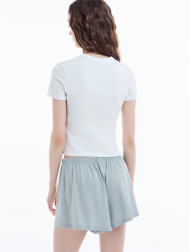 Пижама с принтом и шортами