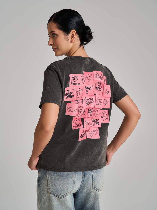 Футболка с вареным эффектом и принтом