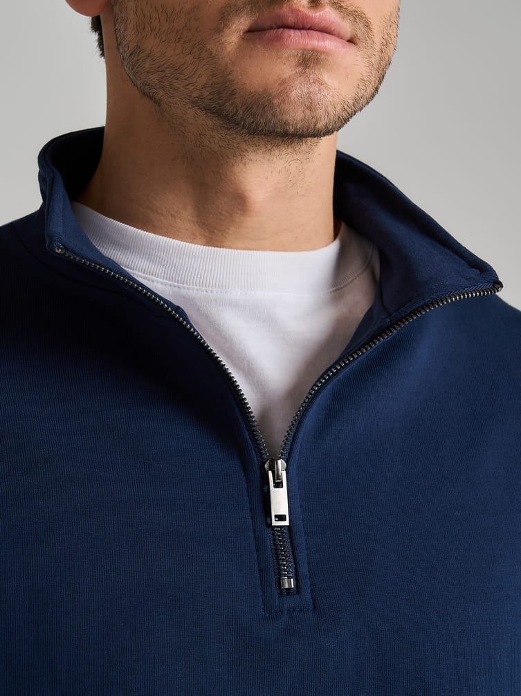 Свитшот оверсайз с молнией полузамком