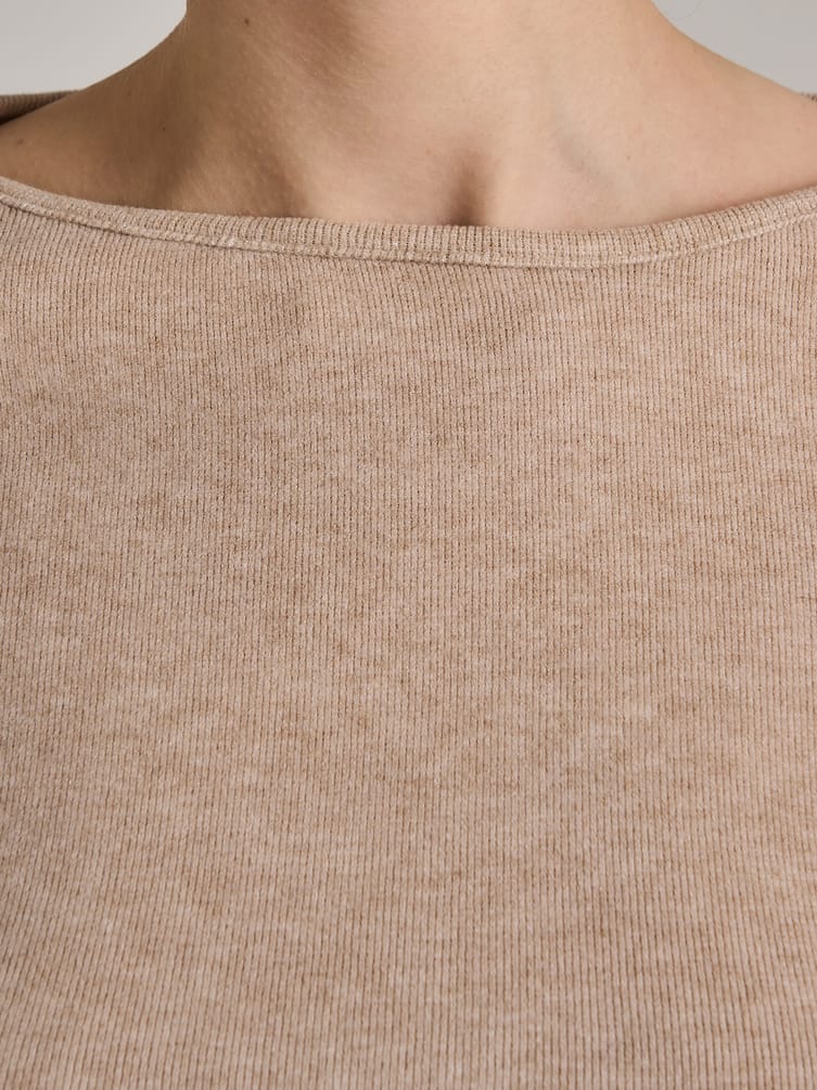 Лонгслив приталенный с драпировкой