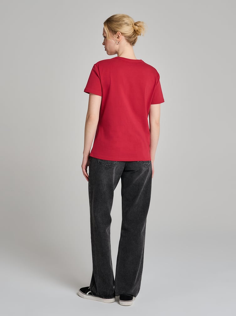 Плотная классическая футболка из хлопка