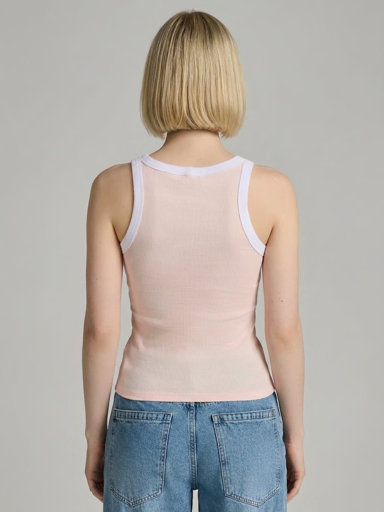 Майка на широких бретелях в рубчик