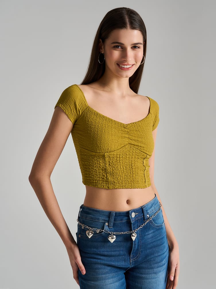 Кроп-топ из жатой ткани