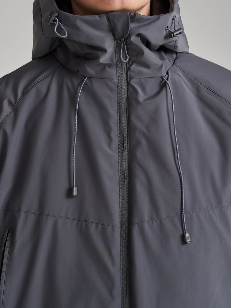 Куртка демисезонная с капюшоном