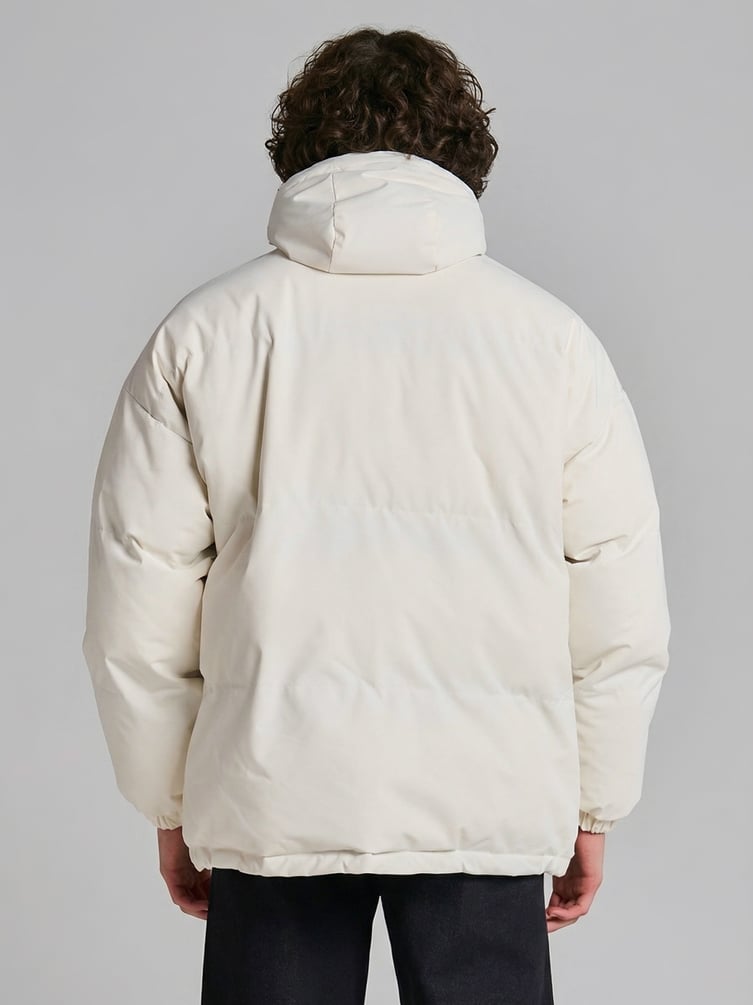 Куртка зимняя с капюшоном на синтепоне