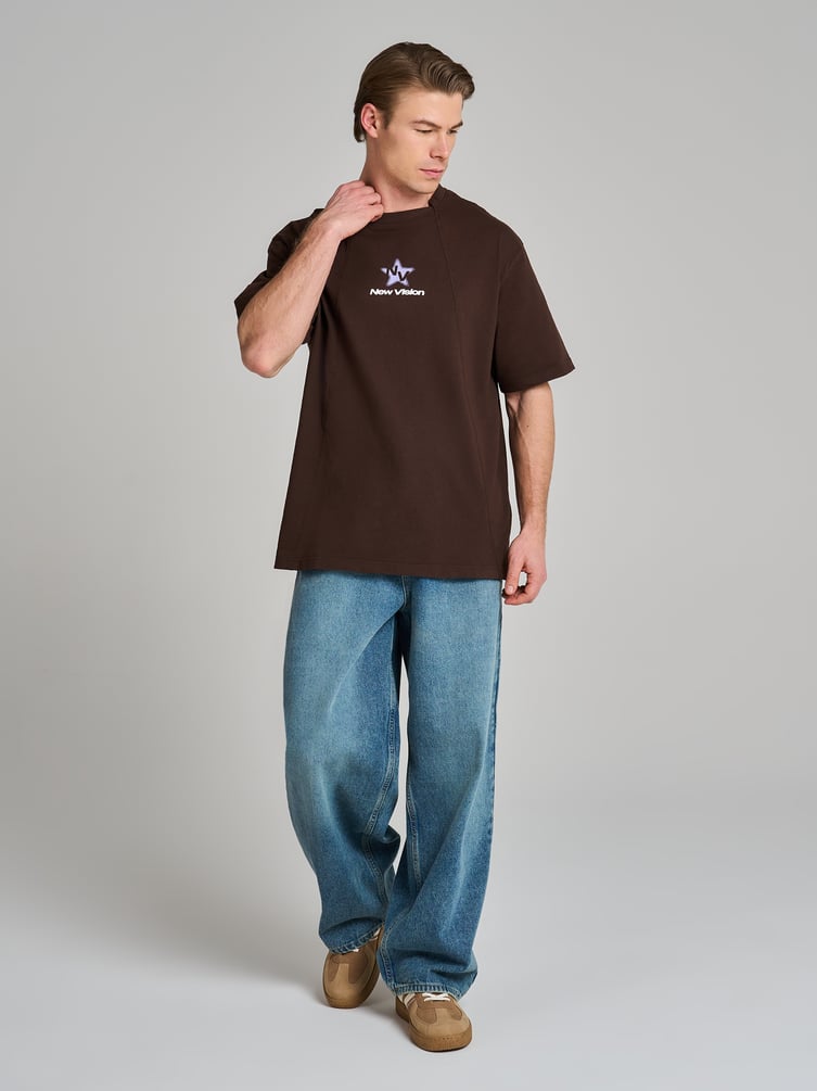 Футболка со стрелками и принтом