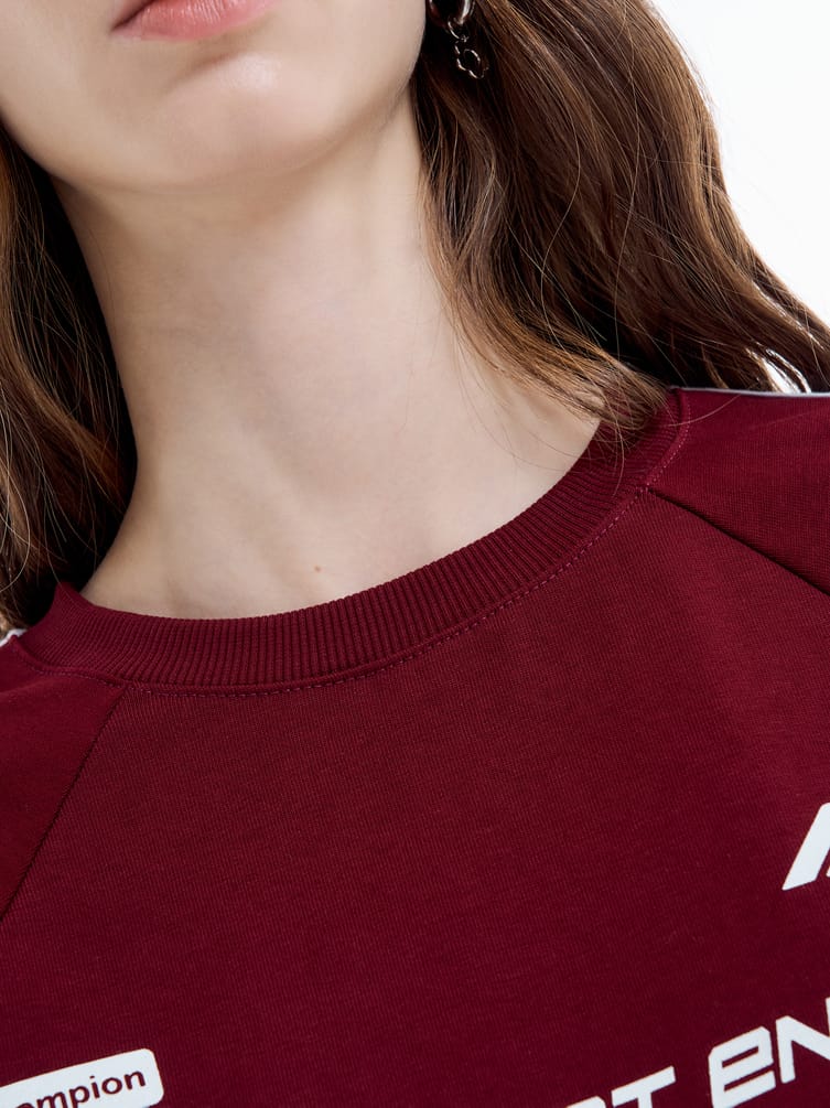 Спортивный лонгслив оверсайз с надписью и лампасами