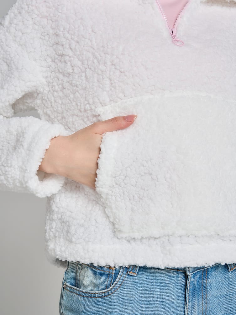 Свитшот меховой с полузамком молнией