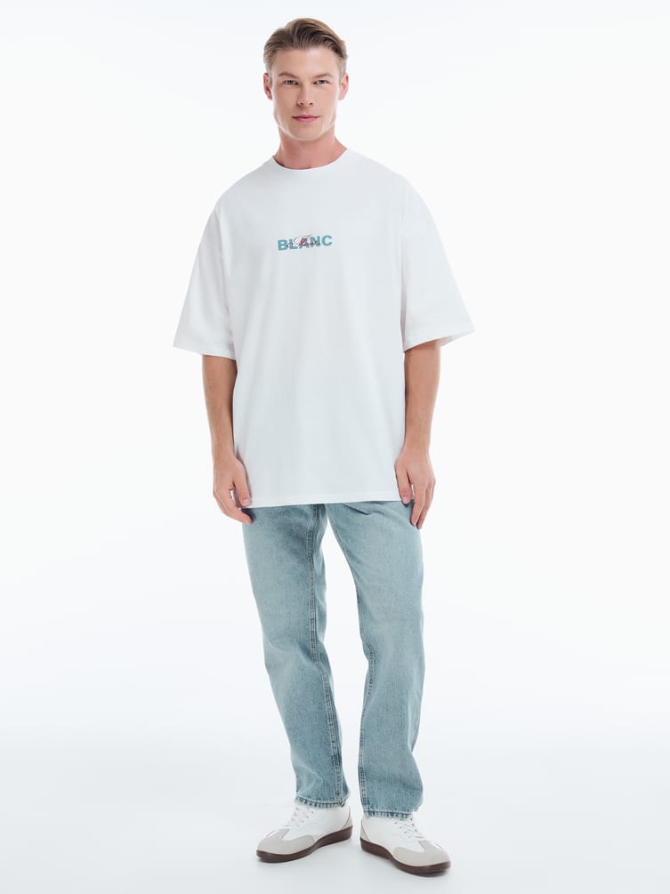 Футболка оверсайз с принтом гор на спине