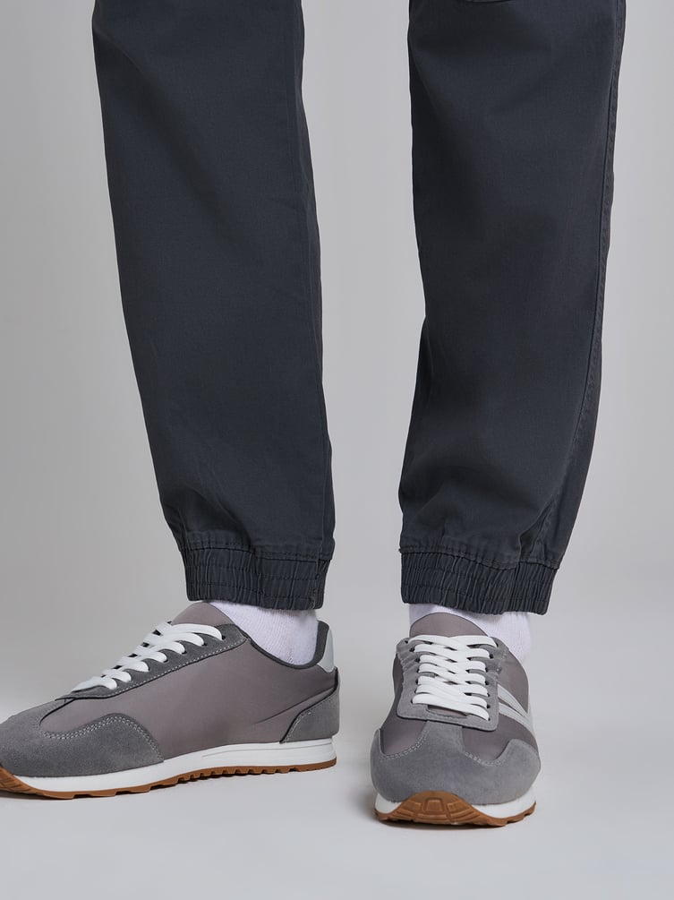 Брюки джоггеры с резинкой по низу