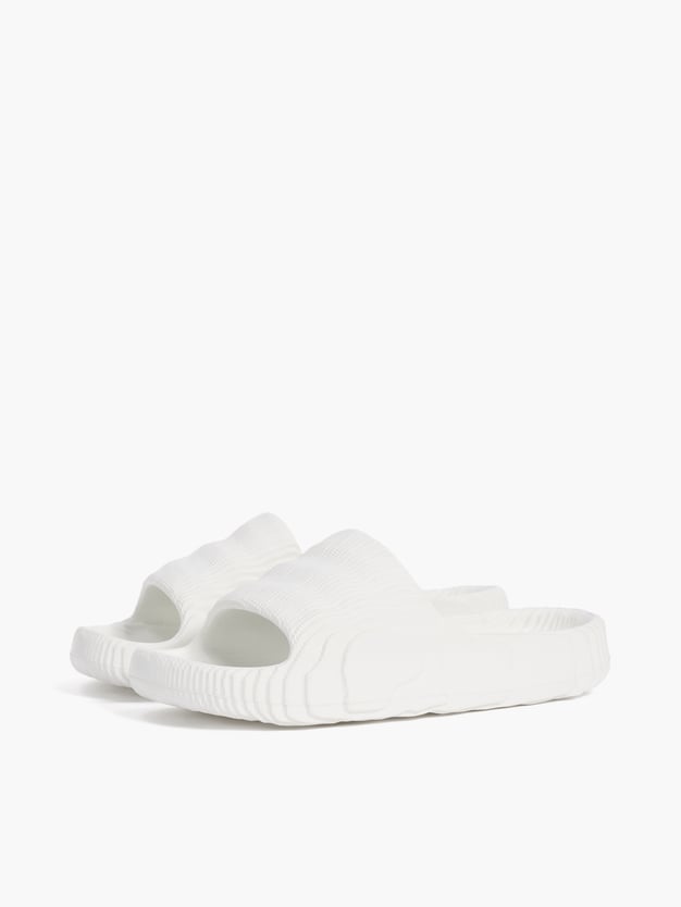 Летние открытые шлепанцы слайды